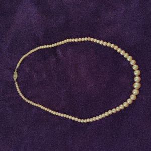 Vintage Cream Pearl necklace